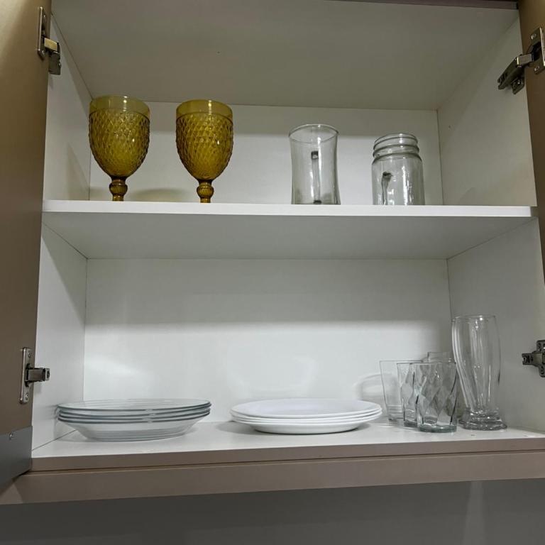 Apartamento aconchegante com estacionamento privado - Family Suite with Balcony - 13