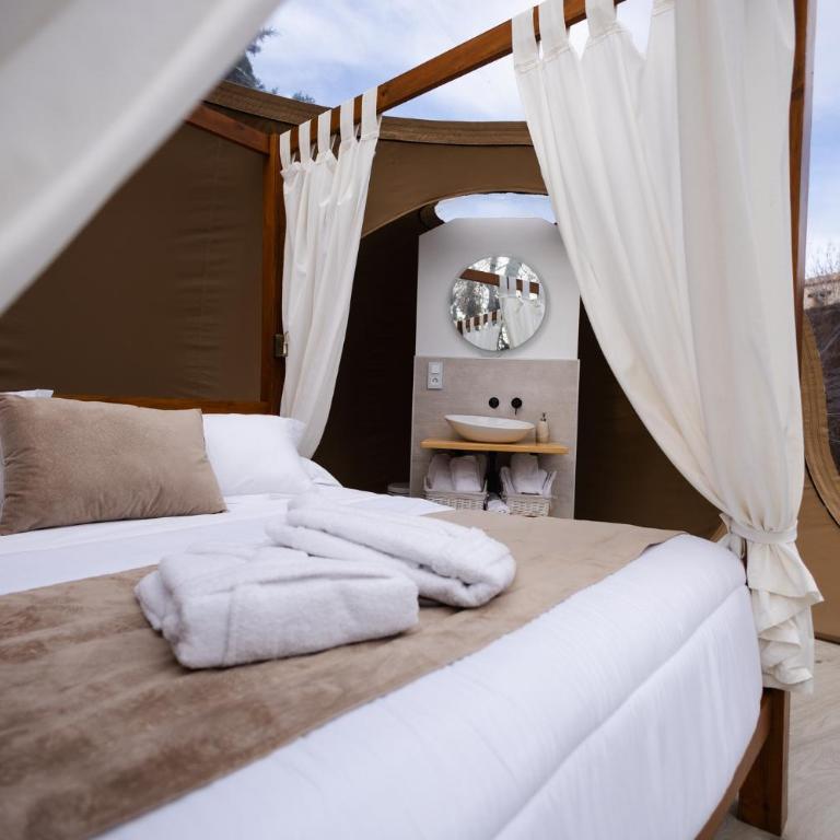 Cazorla Estelar - Suite Superior con cama extragrande - 8