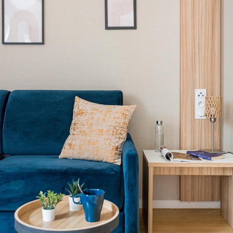 Appart hôtel Q7 Lodge Lyon 7 - Grand Studio avec Canapé-Lit - 7