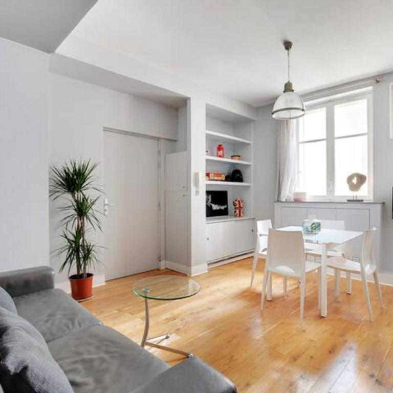 Elegant 2 pièces moderne - rue du Colisée - One-Bedroom Apartment - 10