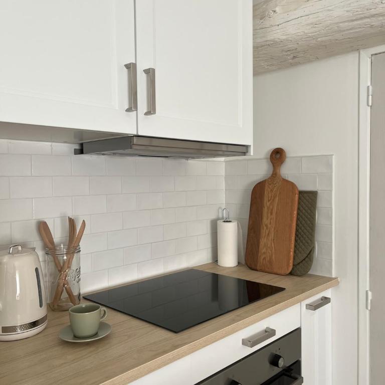 Appartement LAISSAC - CENTRE VILLE - WIFI - One-Bedroom Apartment - 10