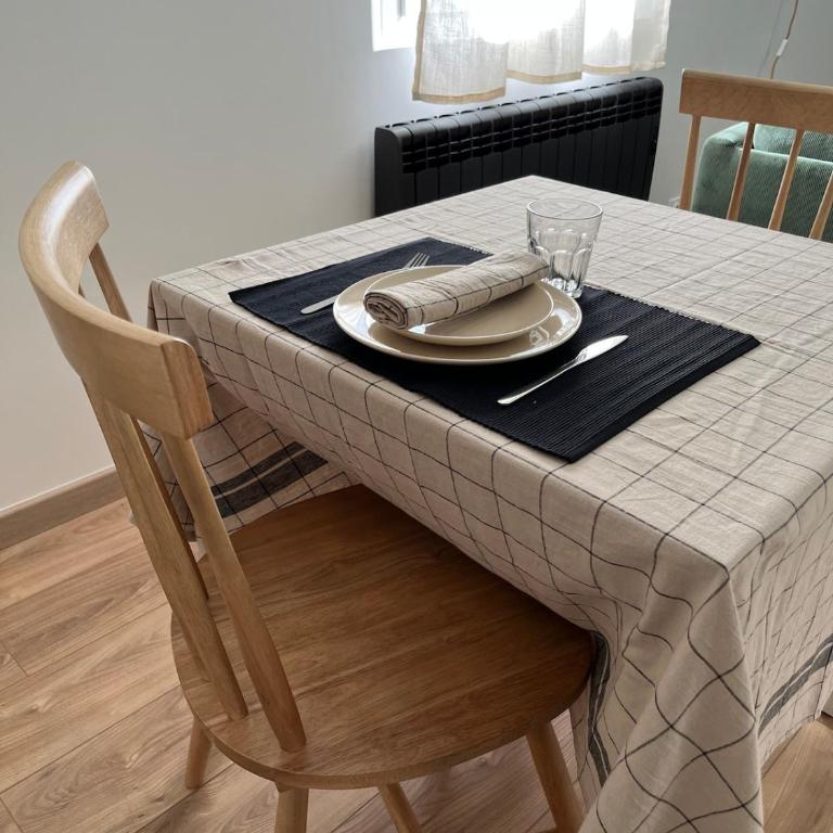 Appartement LAISSAC - CENTRE VILLE - WIFI - One-Bedroom Apartment - 13