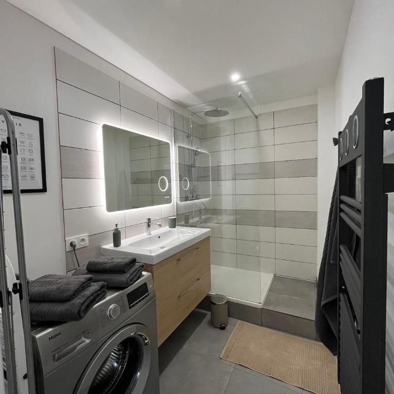 Appartement LAISSAC - CENTRE VILLE - WIFI - One-Bedroom Apartment - 22