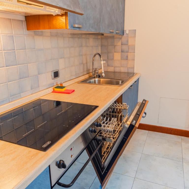 Dimora dei Colori - Italian Homing - Appartamento con 2 Camere da Letto - 11