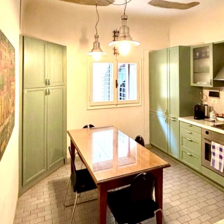 Casa D'Azeglio, central Florence, quiet and elegant - Appartamento con 2 Camere da Letto - 3