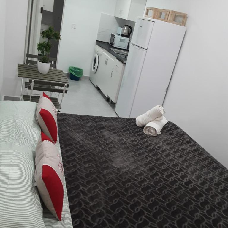 precioso apartamento moderno cerca del carrefour rosaleda - Deluxe Queen Room - 9