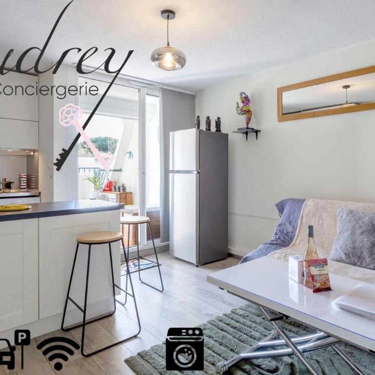 Chez Hélène - Charmant deux pièces climatisé avec parking privé - Appartamento con 1 Camera da Letto - 1