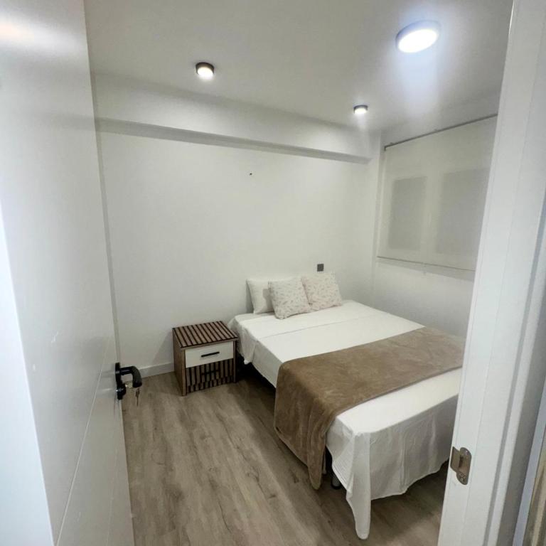 Apartamento cuatro habitaciones a 15 minutos del centro de Madrid - Apartment - 13