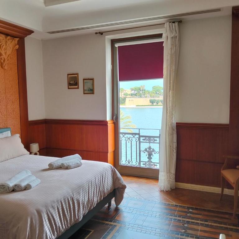 Verso Oriente - Double Room with Sea View - 4