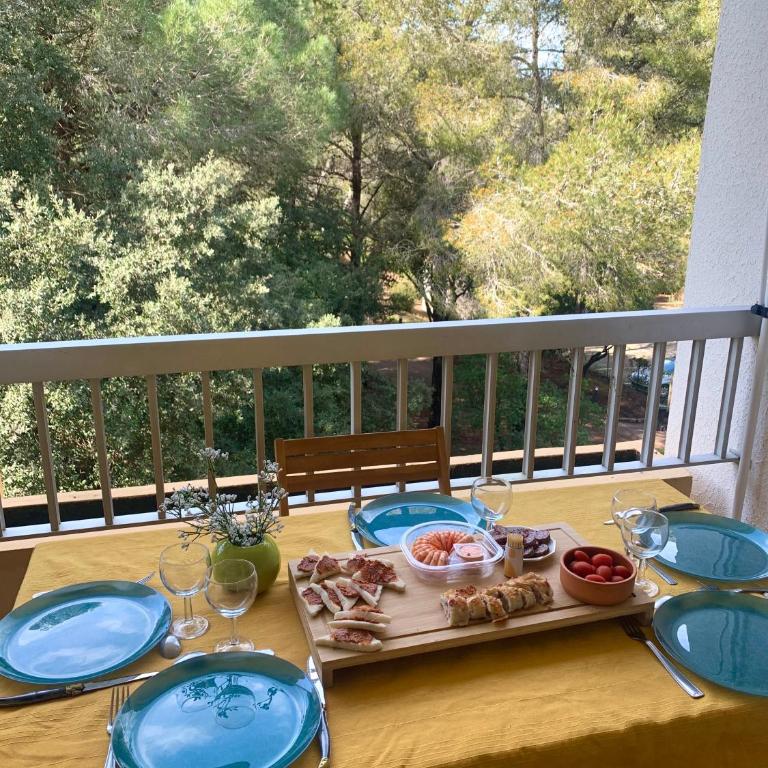 Studio calme 4 personnes 600 m de la plage sur la presqu'île de St mandrier proche toulon - Apartamento de 1 dormitorio - 12