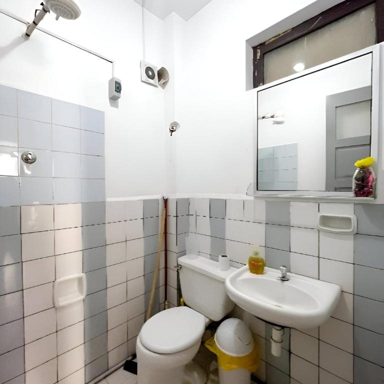 Estudio Moderno Cerca de la PLaza - Apartamento de 1 dormitorio - 9