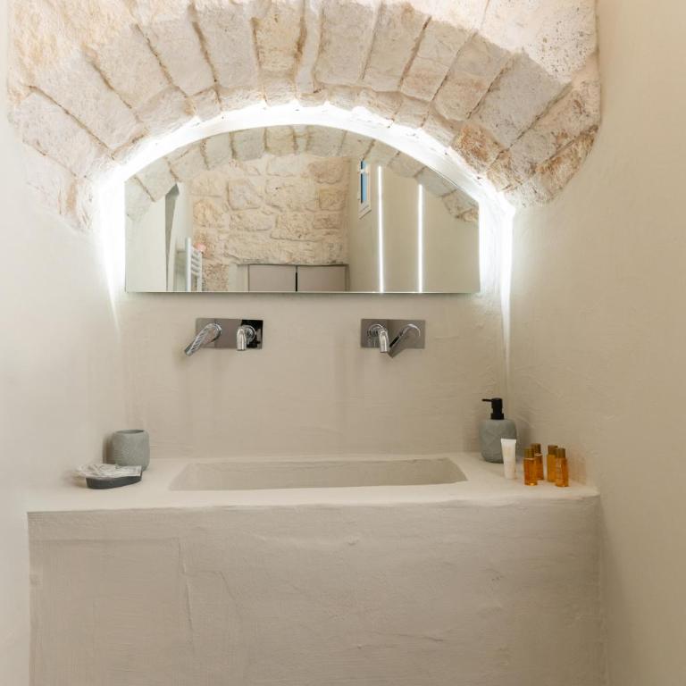 MALOLÙ luxurysuite - King Suite with Spa Bath - 33