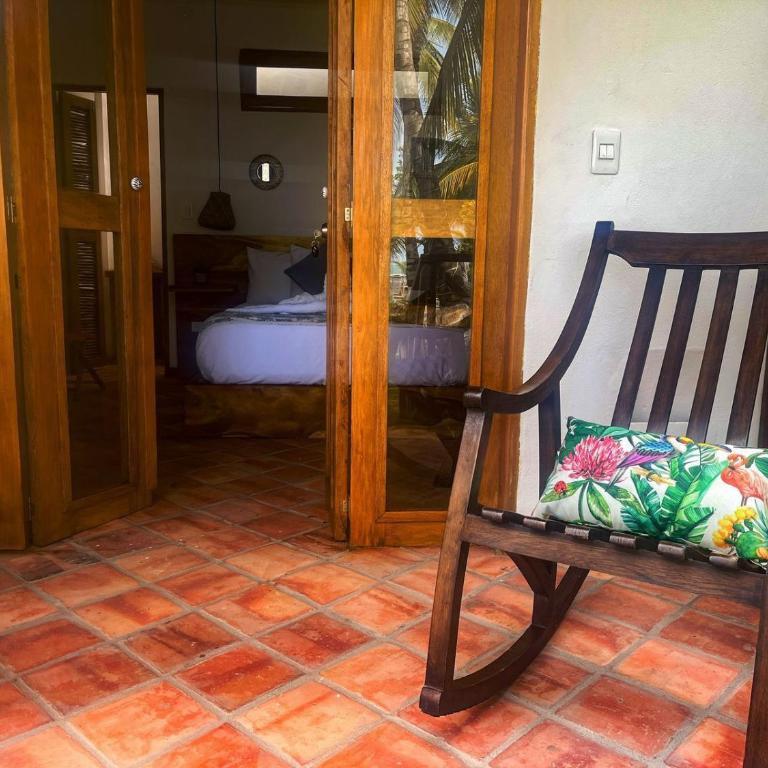 Casa Origen Boutique en San Bernardo del Viento - Habitación Doble Deluxe con balcón y vistas al mar - 4