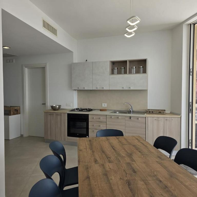 Appartamento Angolo Blu Fronte Mare - Two-Bedroom Apartment - 32