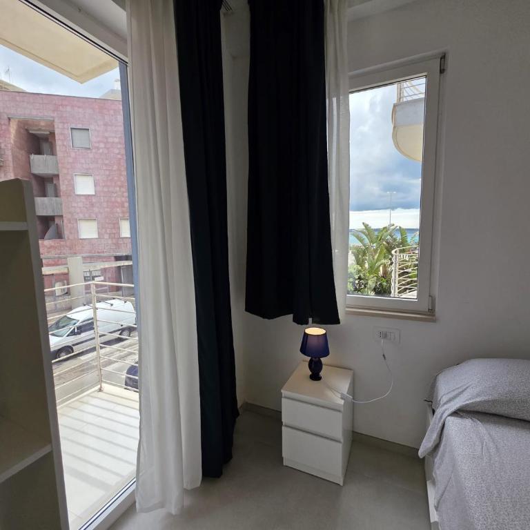 Appartamento Angolo Blu Fronte Mare - Two-Bedroom Apartment - 39