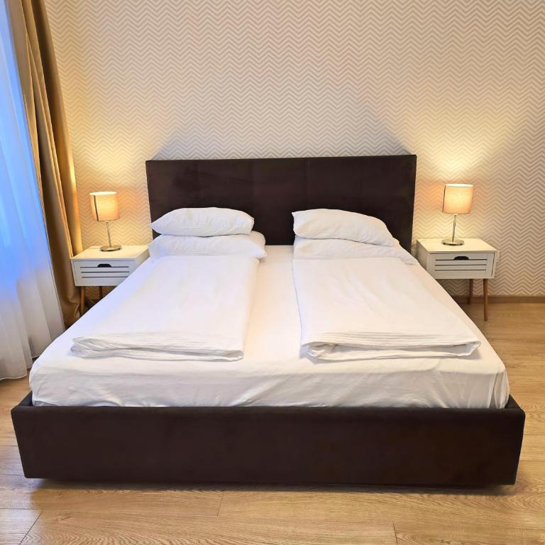 City Center apartments - Apartment with Balcony - 17