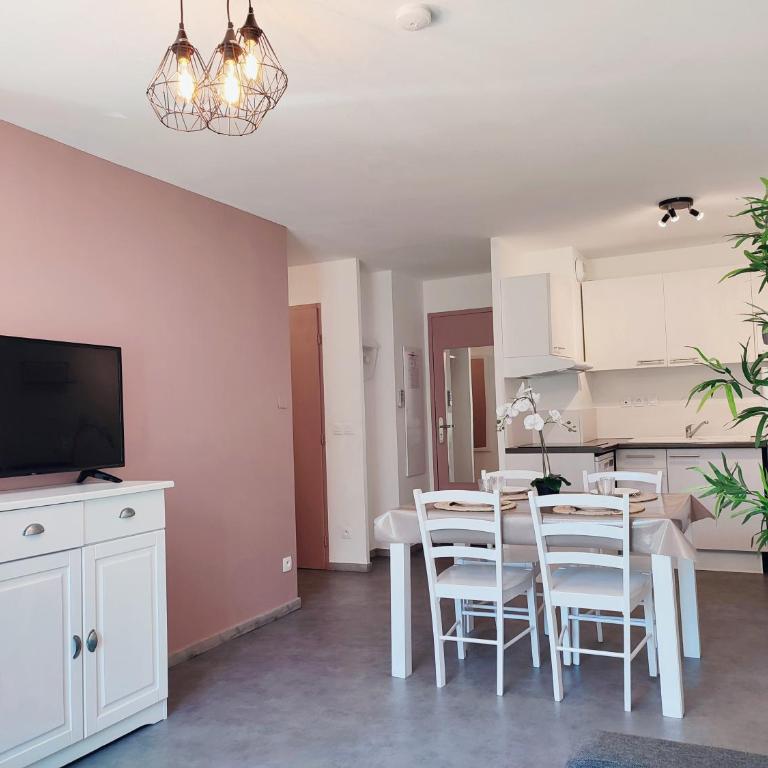 Douceur du Verdon- Climatisé avec Piscine, Parking - Appartement 2 Chambres - 5