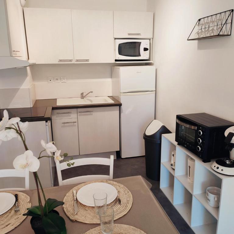 Douceur du Verdon- Climatisé avec Piscine, Parking - Appartement 2 Chambres - 12