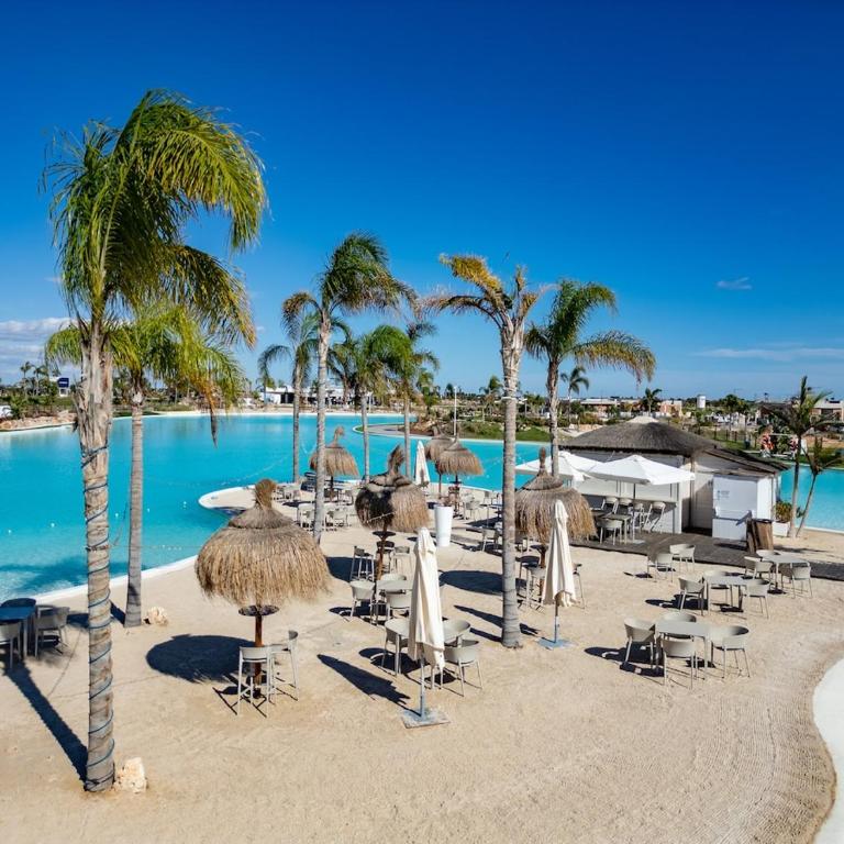 Luxury apartment - Lake & Life Resort - Jacuzzi - Gym - Apartamento de 2 dormitorios con vistas al complejo - 26