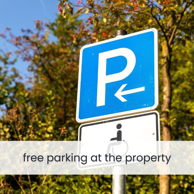 Mio Monte Apartments - Free Parking and Wi-Fi - Calm, Garden, See and Mountain View, Tivat - Porto Montenegro 2km - Two-Bedroom Apartment with Terrace and Sea View - 22