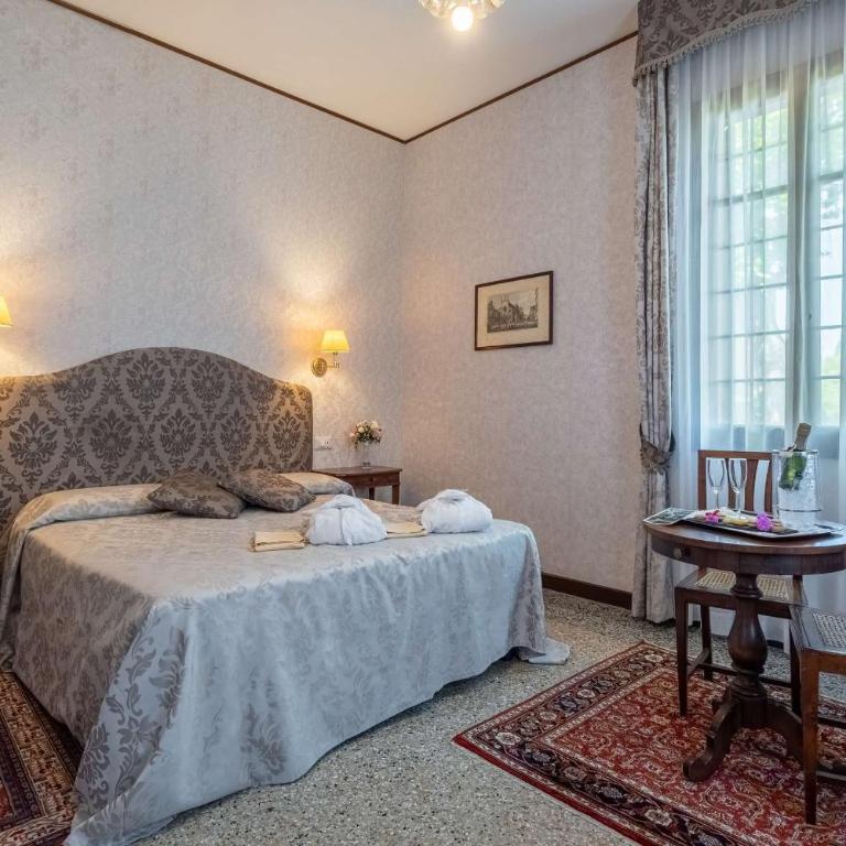 Hotel La Meridiana - Camera Familiare - 1