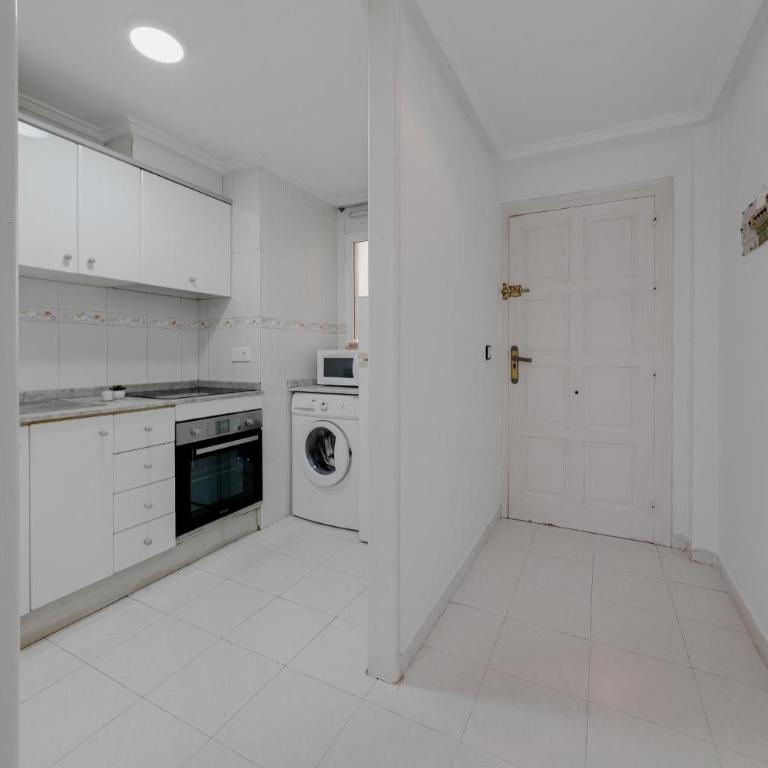 Sea view terrace Apartment! - Two-Bedroom Apartment - 28
