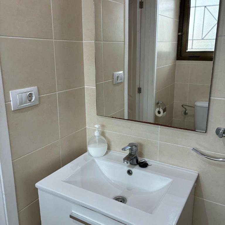 Holiday studio Apartment in Castle Harbour , Los Cristianos - Apartamento Estudio con balcón - 8