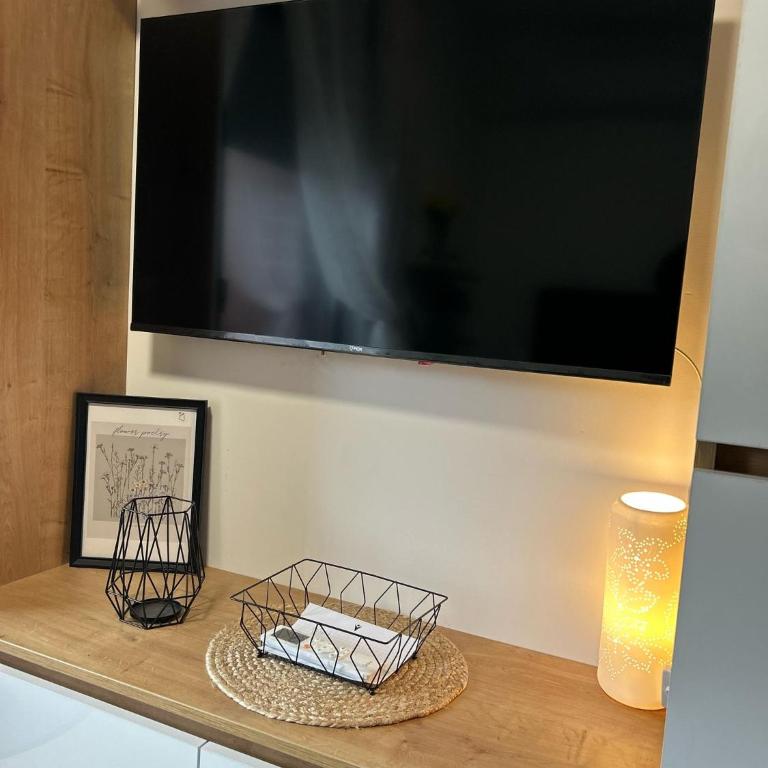 Studio Serena - Studio Apartment with Balcony - 6