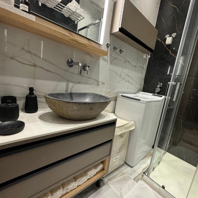 Family Apartment BOREAS Trieste - Appartamento con 1 Camera da Letto - 42