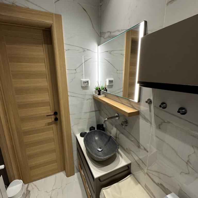 Family Apartment BOREAS Trieste - Appartamento con 1 Camera da Letto - 41