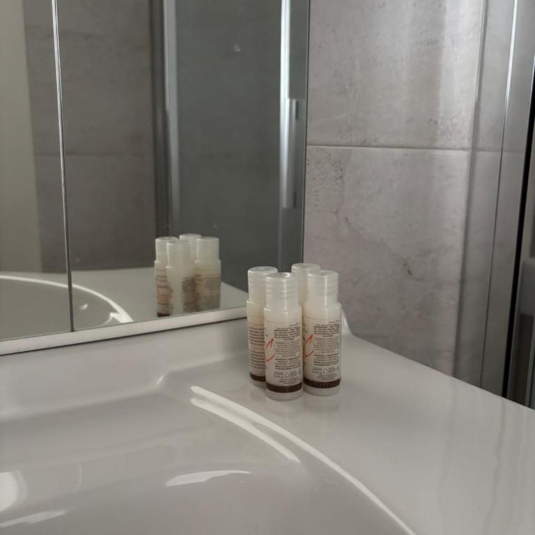 roomestbb - Twin Room - 8