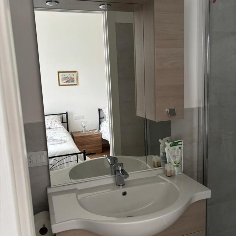 roomestbb - Twin Room - 7