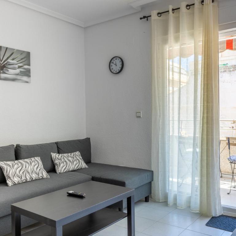 2-bedroom apartment - close to beaches and center - Two-Bedroom Apartment - 35