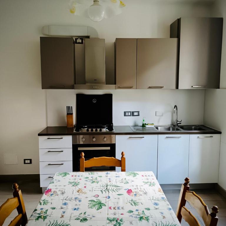 Casa del nonno - Two-Bedroom Apartment - 14
