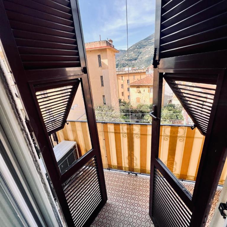 Rossella Apartment - 5 terre near the central station - One-Bedroom Apartment - 5