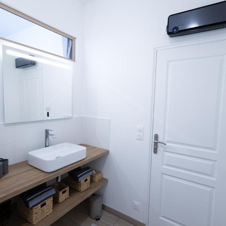 Logement Cotex, Appartement 6P, Parking Privé - Apartment mit 2 Schlafzimmern - 7