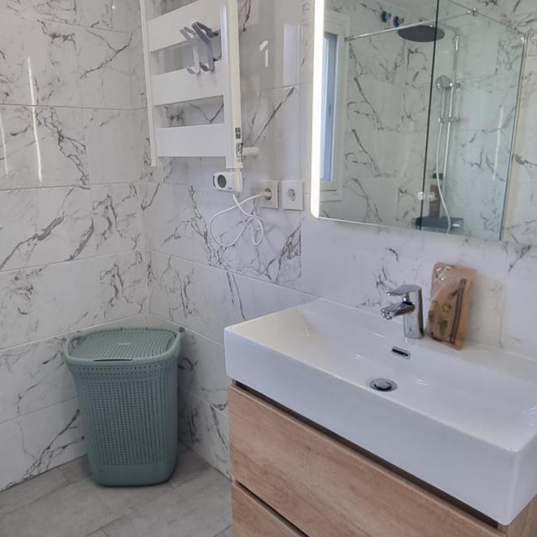 Piso a 5 min de la playa - Apartamento de 2 dormitorios con terraza - 10