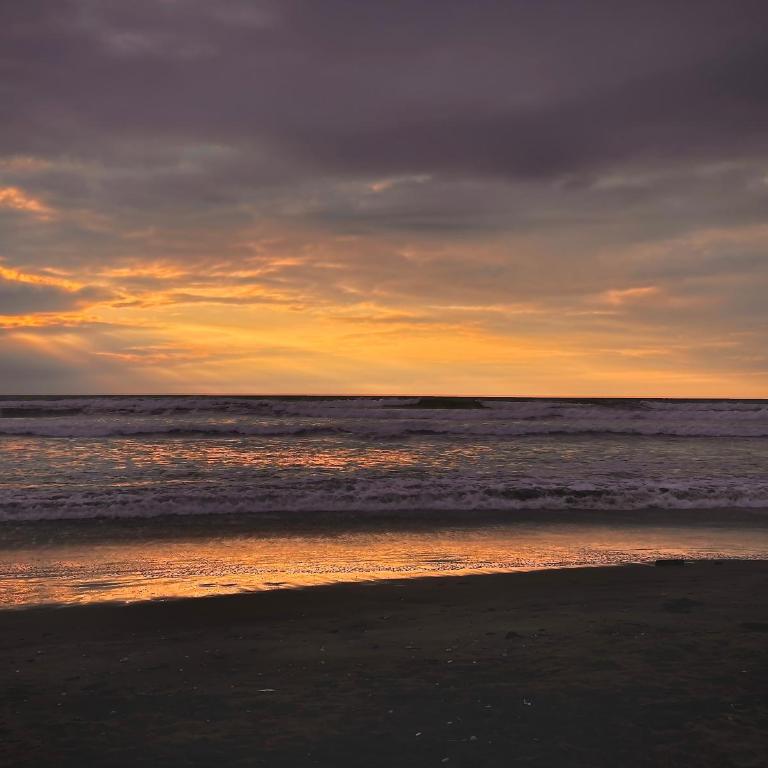 Sirena's Beach and Surf Club - Suite con vistas al mar - 17