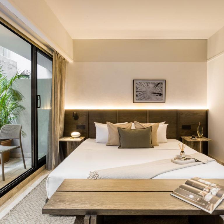 Collections by ULIV Palacio - One-Bedroom Apartment with Balcony - 1