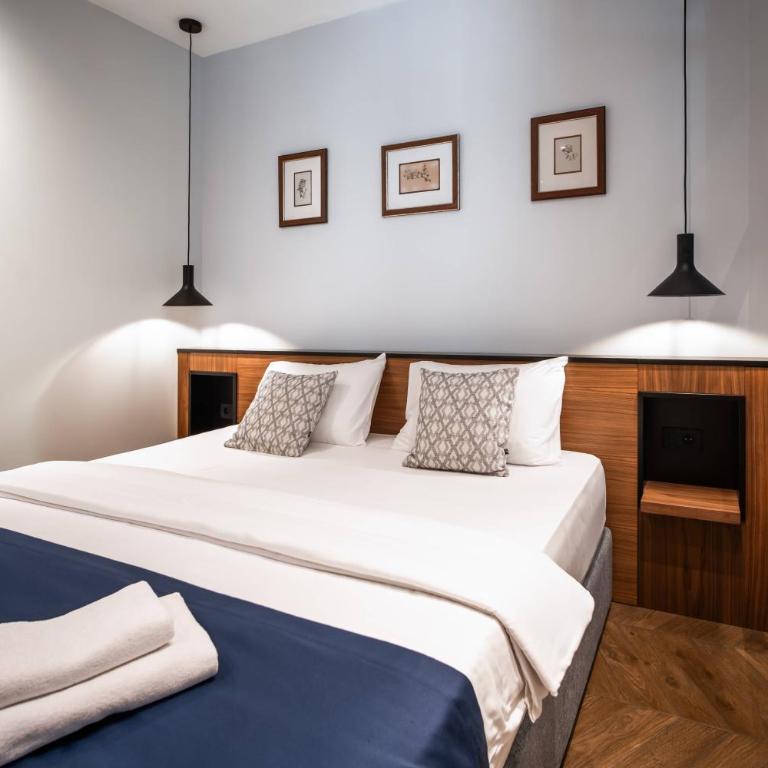 Nest Ozana - One-Bedroom Superior Apartment - 1