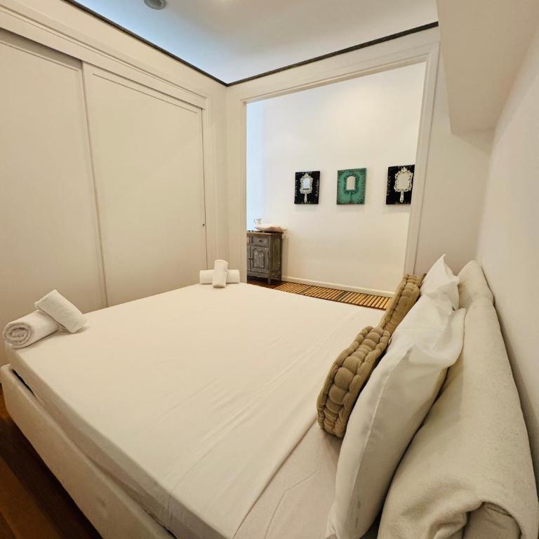 Suite Eroi - Appartamento Familiare con 2 Camere da Letto e Vista - 6