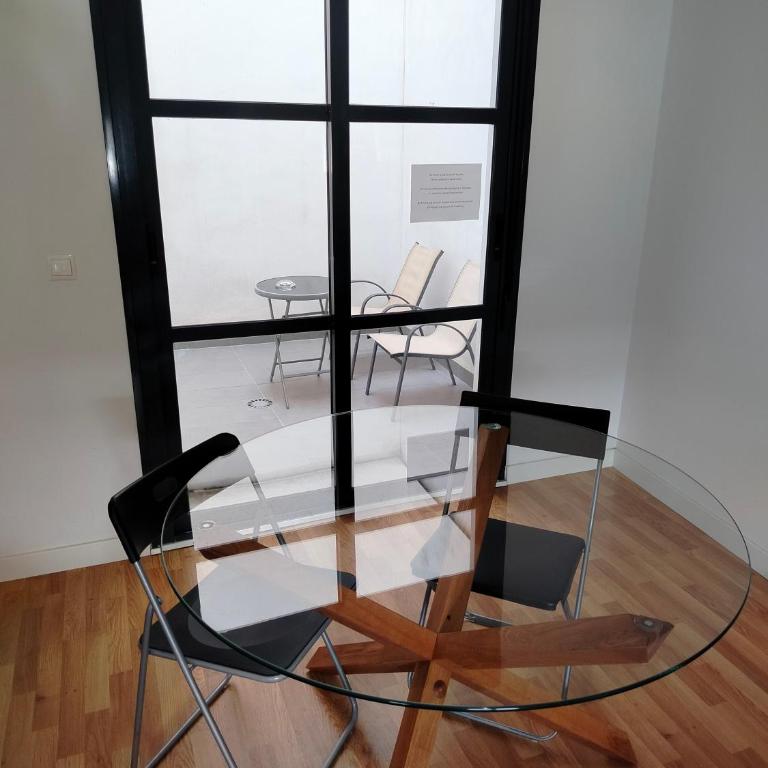 Apartamentos Centro Cordoba by MiRa - Studio - Ground Floor with Patio - 2