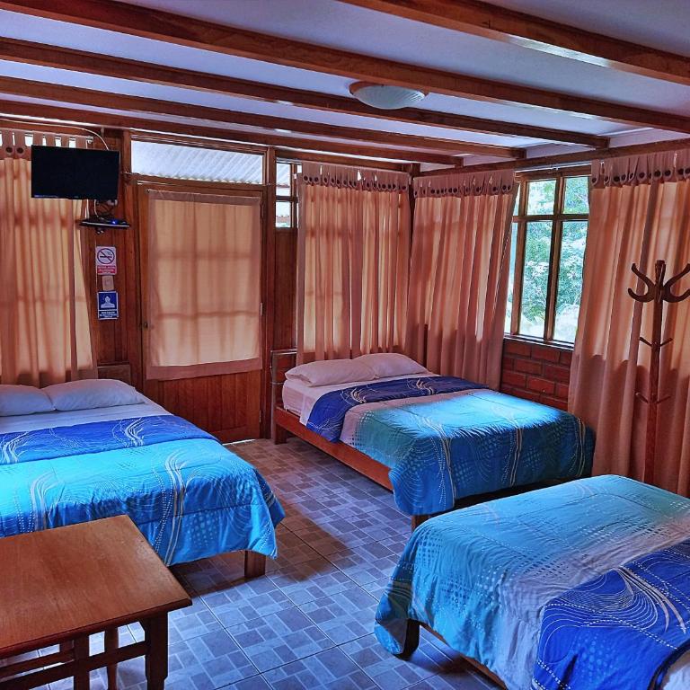 Las Jawas Lodge - Triple Room with Lake View - 2