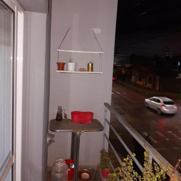 Dpto con balcón - Apartamento de 1 dormitorio - 5
