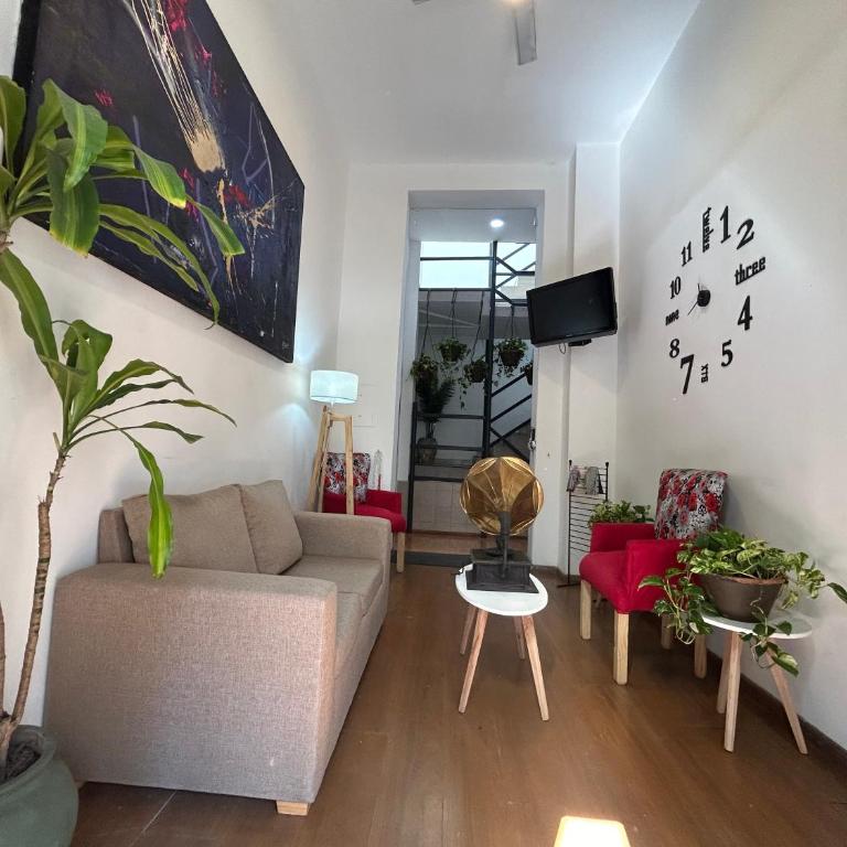 Suites Santa Fe departamento, a 200 mts de facultad y hospitales aledaños - Apartamento de 1 dormitorio - 4