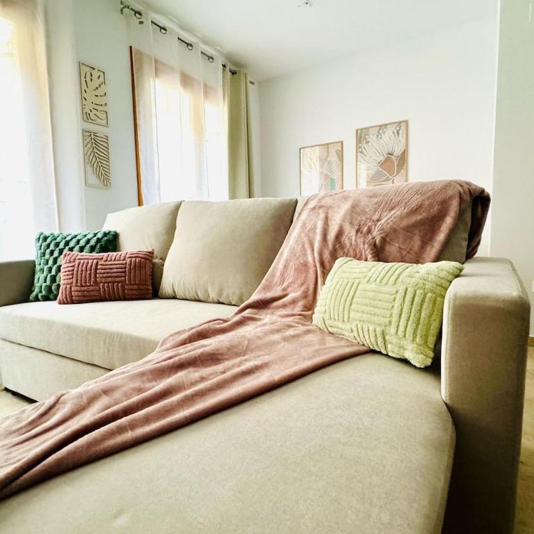 ABAT 1 Cool & Wide Flat next to the Cathedral - Two-Bedroom Apartment - 3