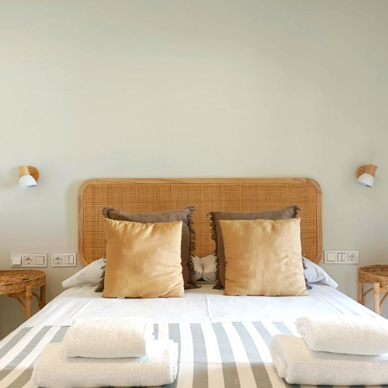 San José Suites 3 Hab, Piscina, solárium y WiFi - Three-Bedroom Vacation Home - 12