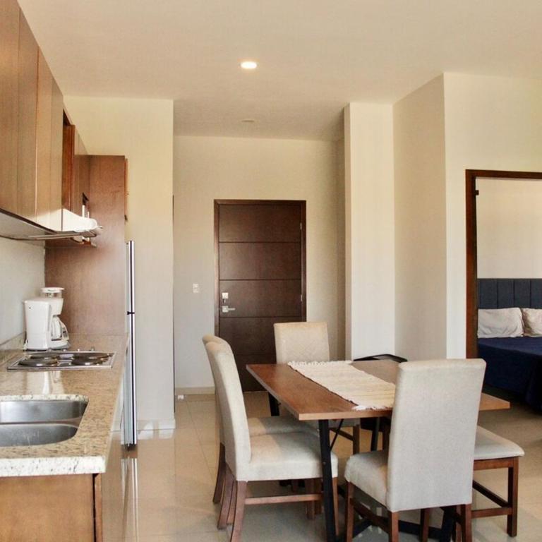 apartment 2 min from Zona Dorada Paseo lomas 303 - Two-Bedroom Apartment - 1