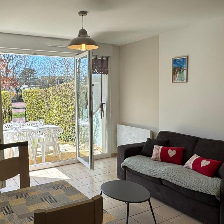 Charmant 3 pièces avec terrasse près de la plage et parking sécurisé - FR-1-487-379 - Apartment - 2