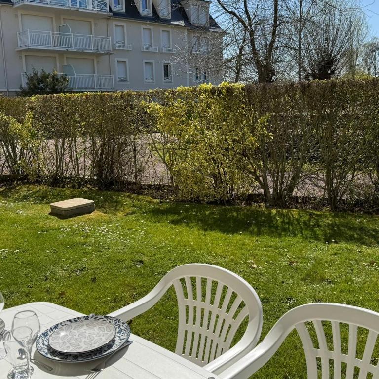 Charmant 3 pièces avec terrasse près de la plage et parking sécurisé - FR-1-487-379 - Apartment - 4